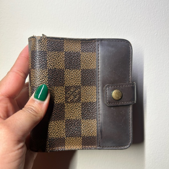 Louis Vuitton Compact Zip Wallet Pm - Picture 12 of 13